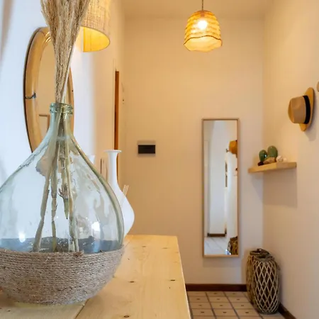 Seasound Naxos جيارديني ناكسوس