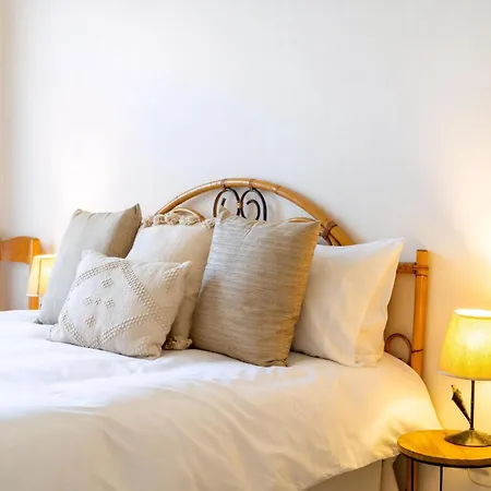 Seasound Naxos جيارديني ناكسوس